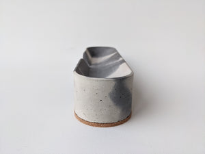 concrete pen rest