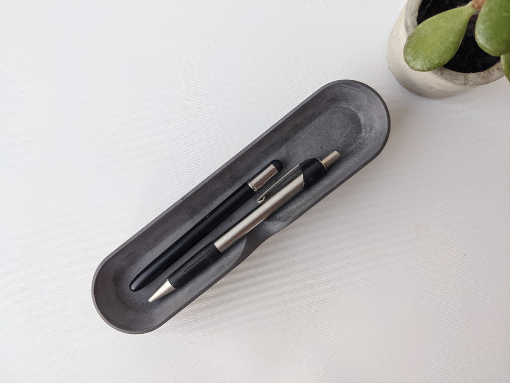 desk pen tray