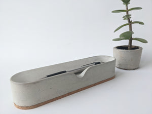 concrete pen holder